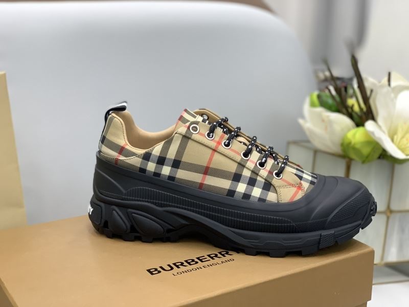 Burberry Low Shoes